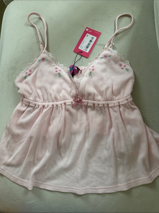 Edikted Tops - Edikted Light Pink Floral Lace Trim Tank Top